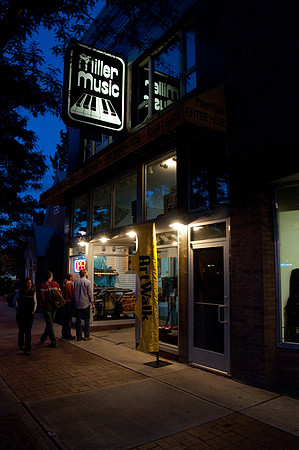Art Walk Sept. 2011-37
